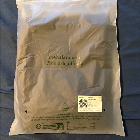 NWOT Mid rise fleece work flare pants size S - Picture 5 of 6